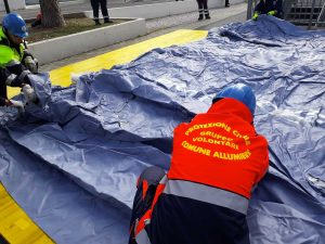 La tenda triage montata fuori al San Paolo di Civitavecchia