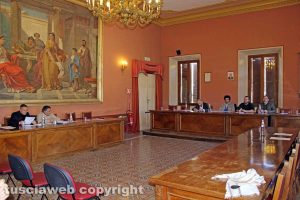 Ronciglione - Il consiglio comunale sulla Chemical city
