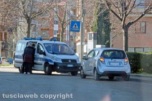 Viterbo - Donna investita in via Po