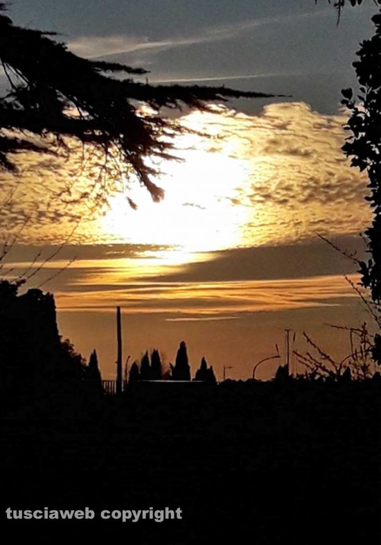 Viterbo - Il primo tramonto da zona rossa - Foto di Assunta Ricci