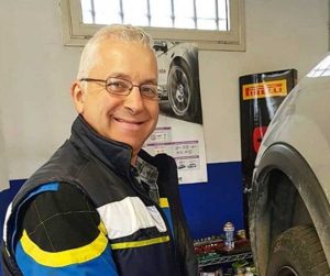 Luciano Ottone, gommista a Porta Romana
