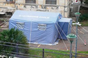 Le tende pre triage per il Coronavirus