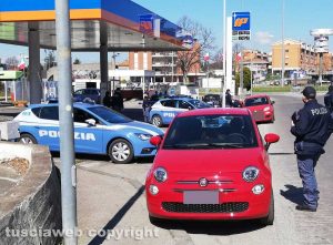 Viterbo - Coronavirus - I controlli della polizia a via della Palazzina