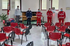 Bagnoregio - Marco Sbocchia, Mauro Vinciotti e tre piloti di droni della croce rossa