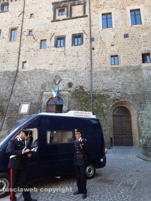 Coronavirus - La stazione mobile dei carabinieri di Acquapendente a Onano