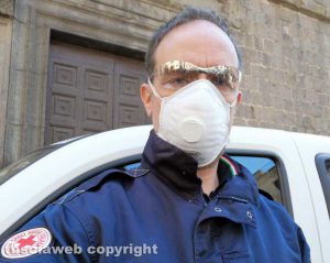 Sara Buono, da parrucchiera a volontaria della croce rossa