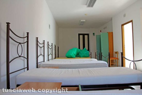 Coronavirus - Viterbo - Il dormitorio spostato adesso in viale Capocci