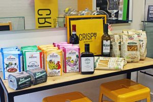  Crispy, il negozio in piazza Crispi a Viterbo