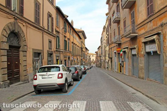 Viterbo - Via Cavour