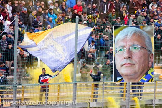 Sport - Calcio - Viterbese - La curva gialloblù - Nel riquadro: il presidente Marco Romano