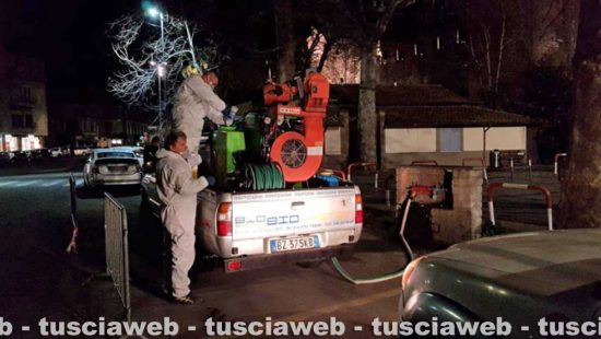 Viterbo - Intervento di sanificazione e disinfezione in corso a Bagnaia