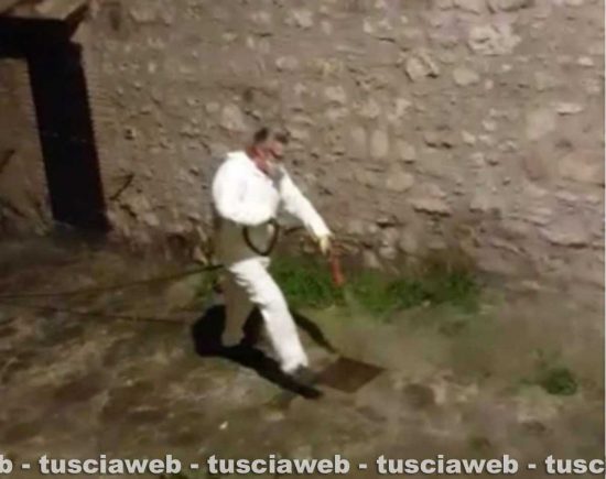 Sanificazione e disinfezione delle strade e dei marciapiedi a Grotte Santo Stefano e altre frazioni