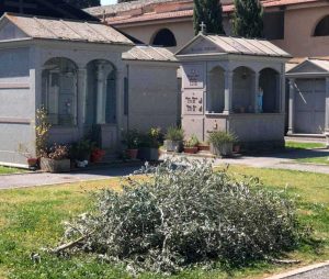 Pulizia del cimitero in occasione della Pasqua 