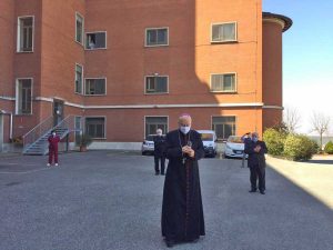 Viterbo - Il vescovo Fumagalli a Villa Immacolata