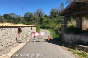 Viterbo - Strada Fonte chiusa al traffico
