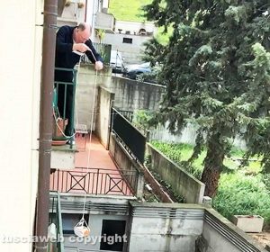 Orte - Il picnic a distanza tra un piano e l’altro 