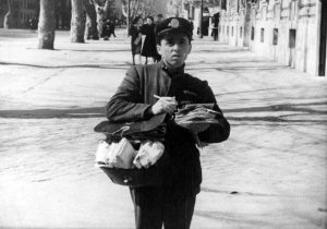  Postino (1949)