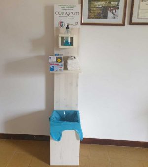 Viterbo - Eco lignum dona una piantana al nucleo di protezione civile dell'Associazione nazionale carabinieri