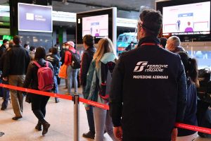 Coronavirus - Controlli alla stazione Termini di Roma