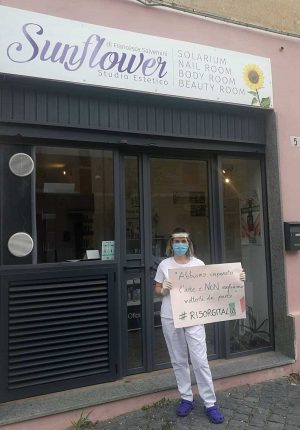 Monte Romano - Coronavirus - Centri estetici e parrucchieri in protesta contro la Fase 2