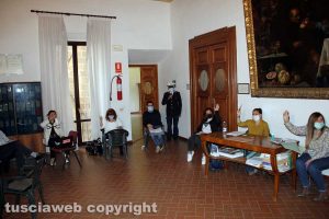 Orte - Il consiglio comunale nella sala delle Bandiere