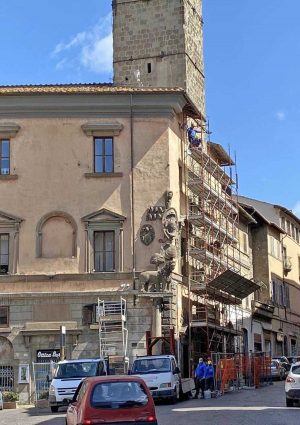 I lavori sulla Torre dell'orologio e palazzo del Podestà