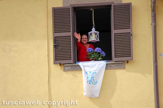 Viterbo - Fedeli alla finestra