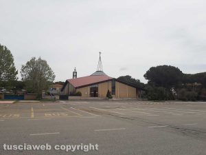 Tarquinia- Primo maggio, il piazzale di fronte alla chiesa di Maria santissima stella del mare 