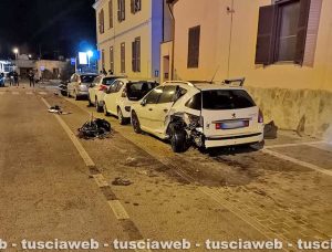 Civitavecchia - Scontro tra una moto e due auto sull'Aurelia