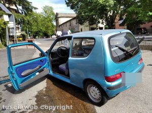 Viterbo - La Quercia - Auto contro guardrail