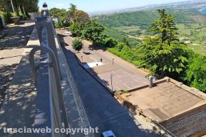Montefiascone - Il muraglione di via della Rocca