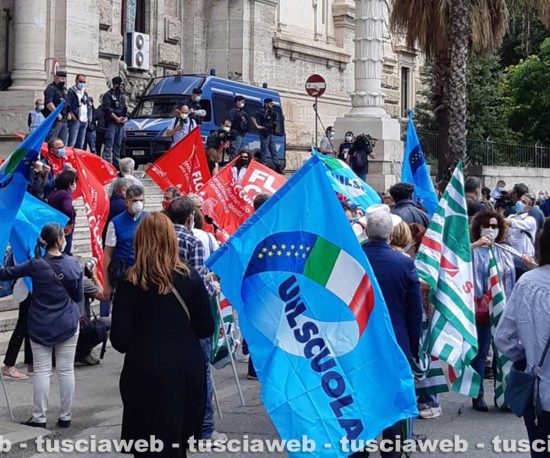 La Uil scuola Viterbo allo sciopero sotto il ministero dell'Istruzione