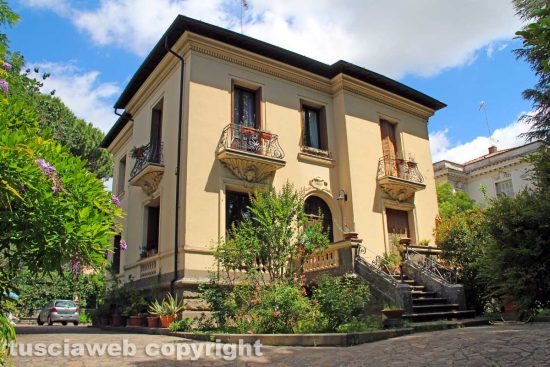 Viterbo - Viale Trieste - La villa dei Vitelloni