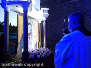 Montefiascone - La processione con l'immagine della Madonna delle Grazie - Don Roberto