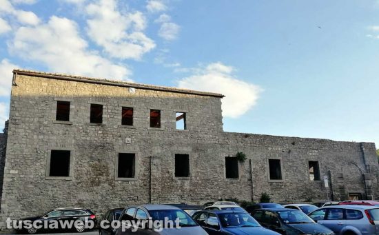 Viterbo - Ex scuderie Sallupara 