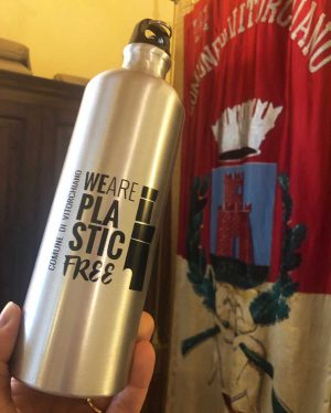 Vitorchiano - Una borraccia del progetto Plastic free