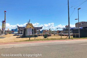 Prima domenica d'estate a Tarquinia lido