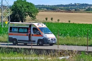 Viterbo - Auto contro moto sulla Cassia Nord - Il 118