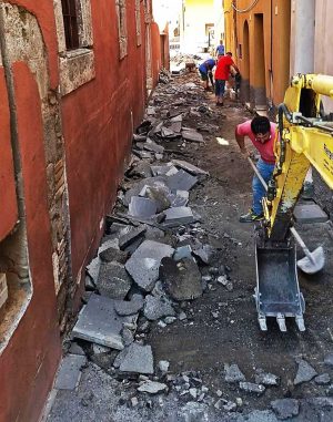 Orte - I lavori alla pavimentazione di via Principe Umberto