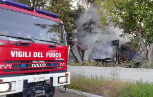 Acquapendente - Il capannone distrutto dall'incendio