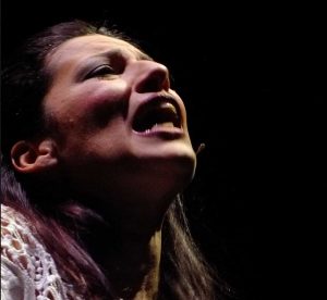 Una scena della "Donna a tre punte"