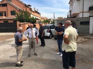 Civitavecchia - Il sindaco Ernesto Tedesco a Borgata Aurelia