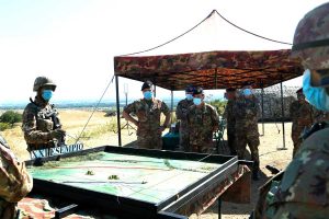 Presentazione assalto di plotone a fuoco