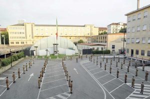 Esercito - Ufficiali in partenza per Una Acies