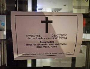 Viterbo - Manifesti funebri alla sede Inps