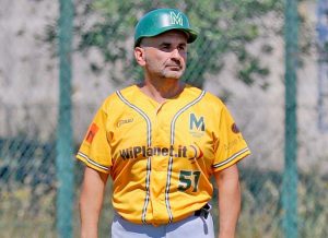 Baseball - Wiplanet - Marianello in divisa come suggeritore