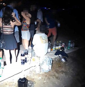 Santa Marinella - Assembramenti in spiaggia, tra feste e campeggi abusivi