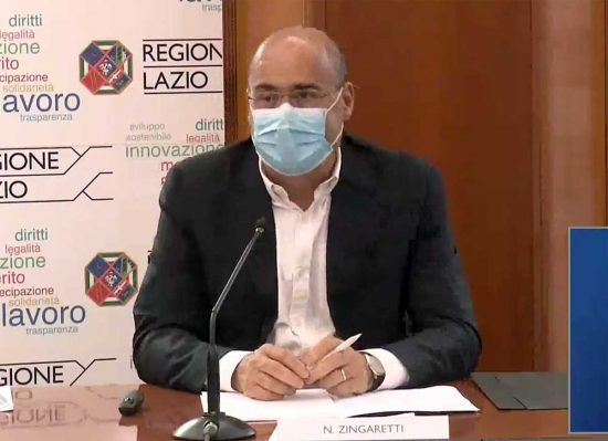 Nicola Zingaretti in conferenza stampa