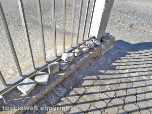 Montefiascone - Via Piave - I sampietrini staccati