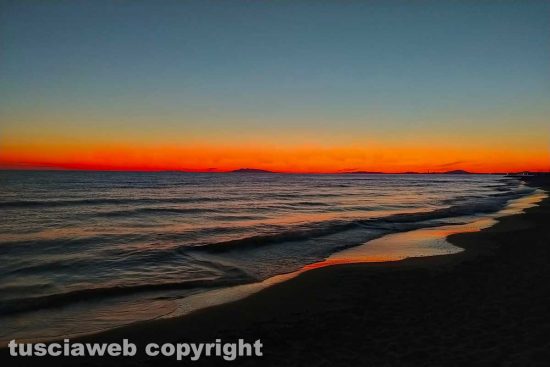 Tramonto a Tarquinia lido